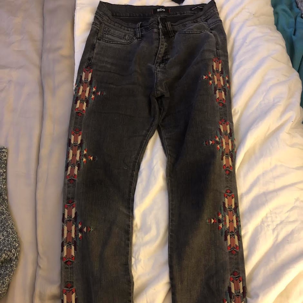 BDG Pattern grey jeans